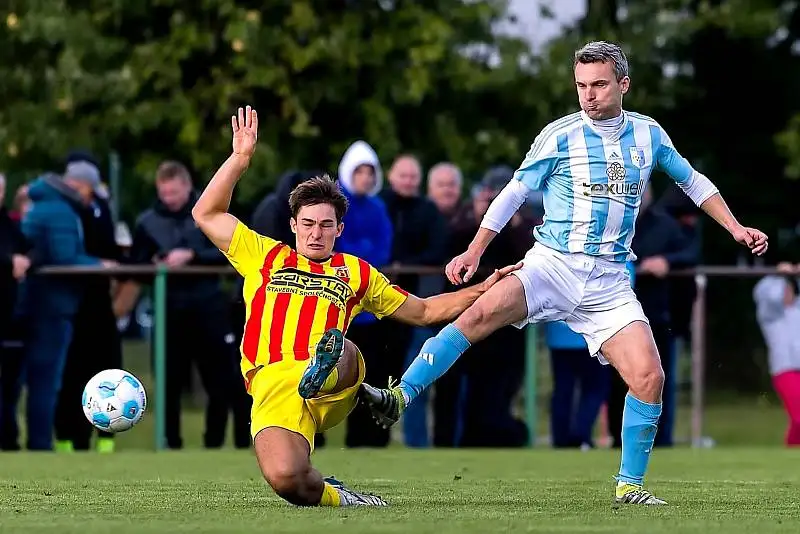 Vedoucí Olešník porážíme o tři branky