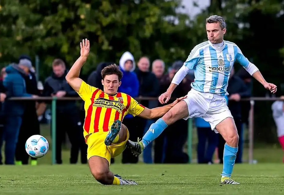 Vedoucí Olešník porážíme o tři branky