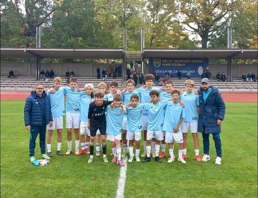 Starší žáci po podzimu vedou krajský přebor