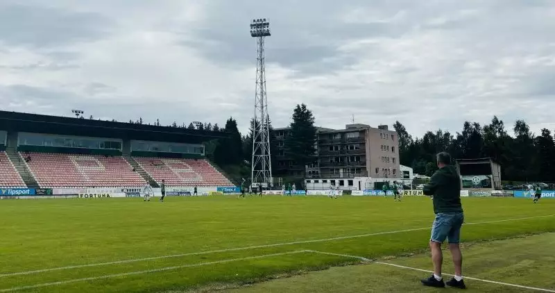 MUŽI A: Závěrečné utkání prohráváme na hřišti rezervy FK Příbram